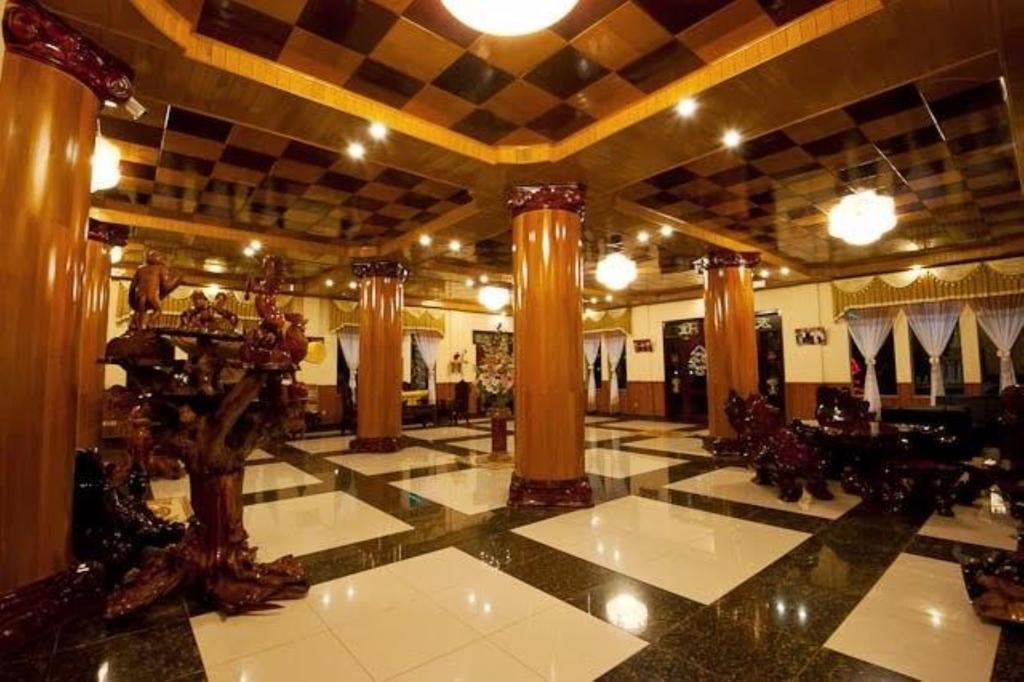 Mittapheap Hotel Кампот Экстерьер фото